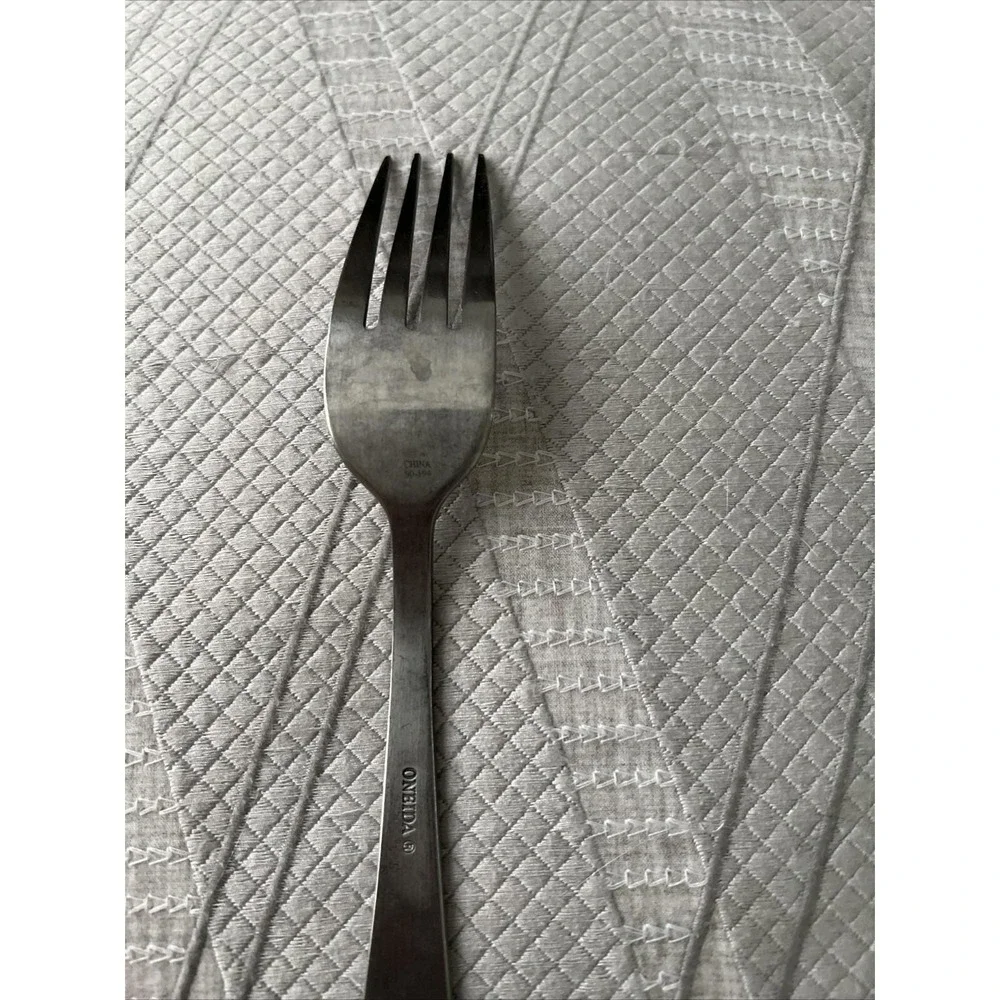 Oneida TAYLOR Stainless Satin Dinner Fork